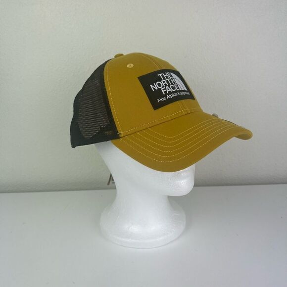 The North Face MUDDER TRUCKER - Picture 3 of 5